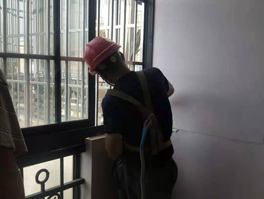 樓房窗戶漏水怎樣防水維修，樓房窗臺要如何養(yǎng)護(hù)