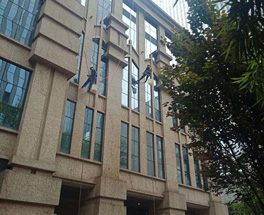 如何清洗外墻銹跡及頑固污垢、外墻清洗劑是關(guān)鍵